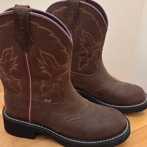 Justin Brown and Pink Western Boots - Woman